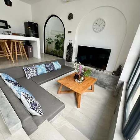 Dreamy 1 Bedroom Villa With Private Pool Close To Beach Canggu  Exterior photo