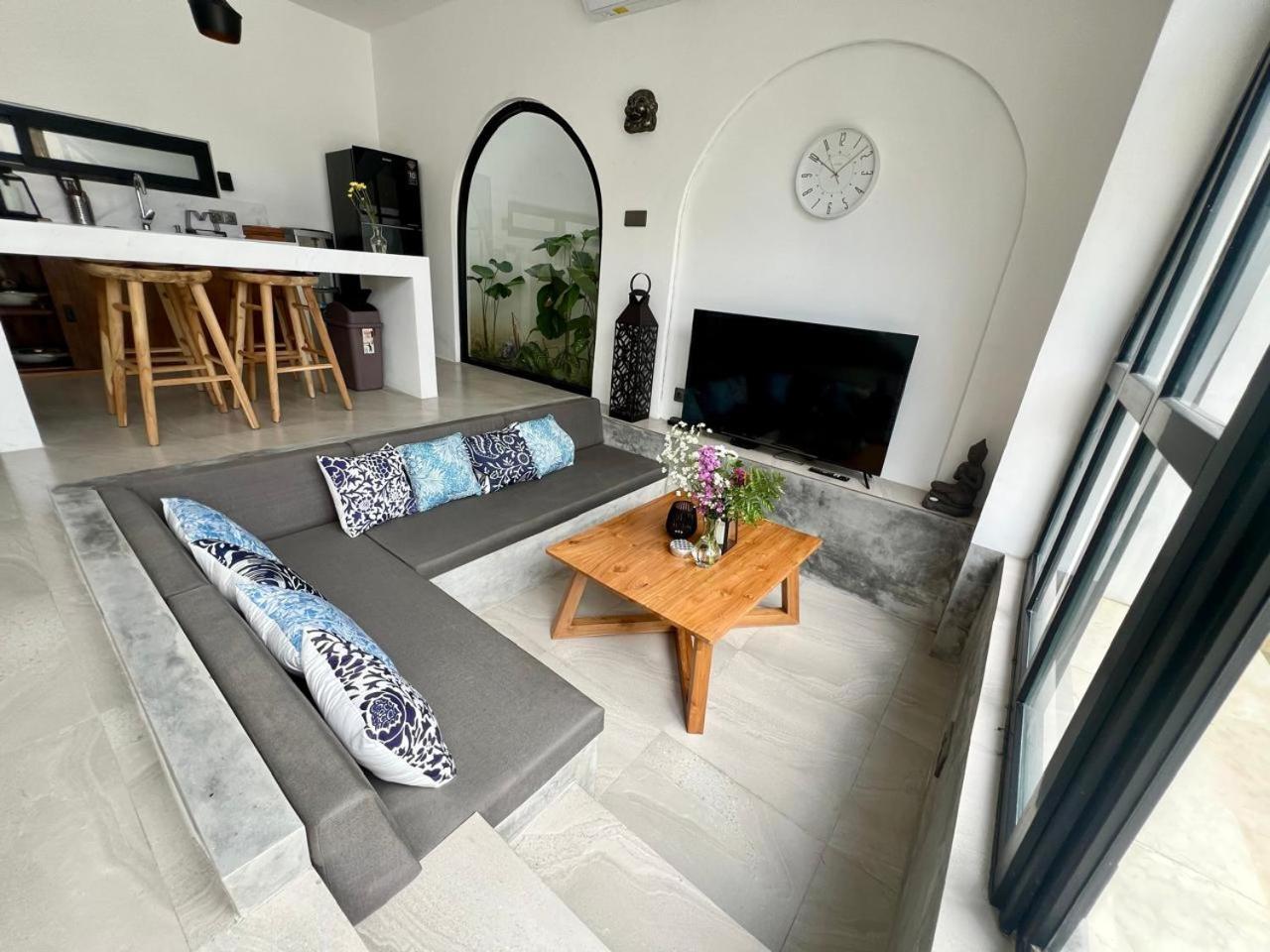 Dreamy 1 Bedroom With Private Pool Close To Villa
