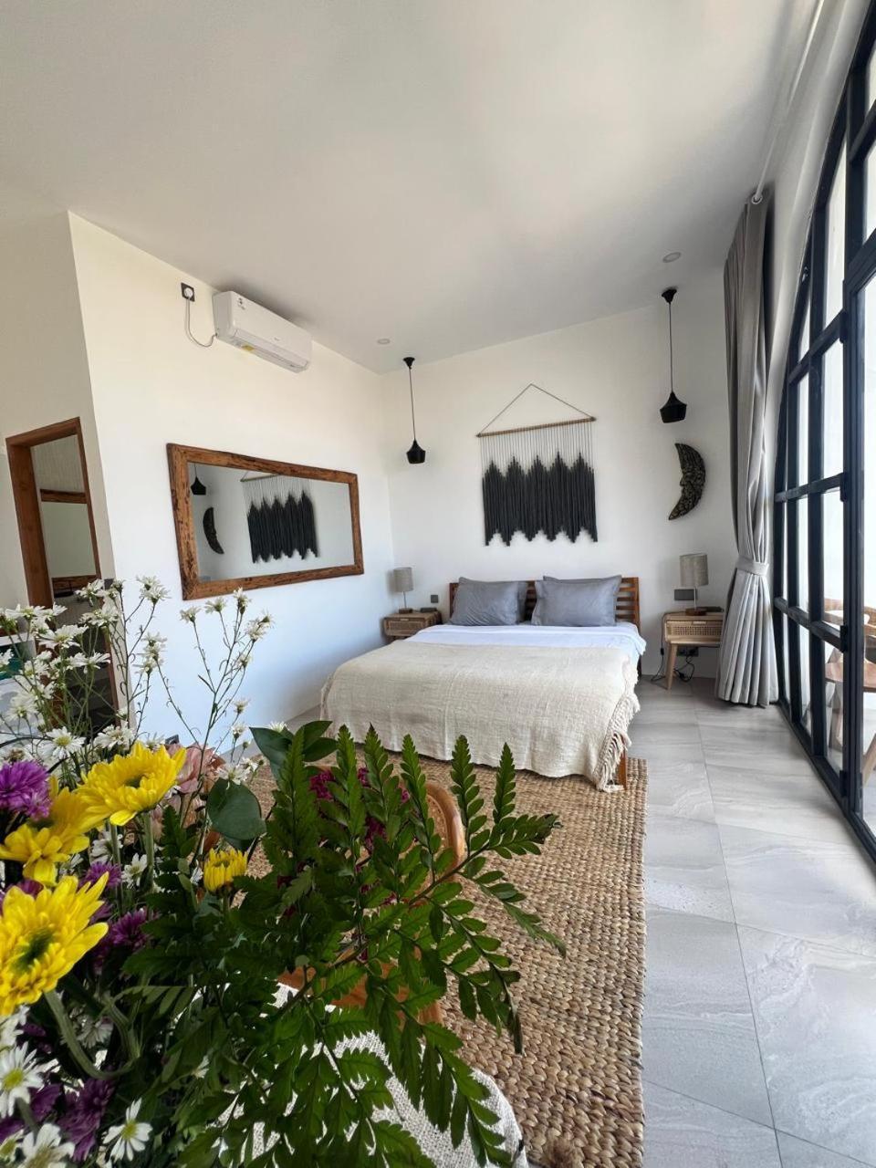 Dreamy 1 Bedroom With Private Pool Close To Villa *